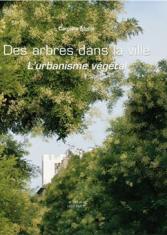 Des arbres dans la ville