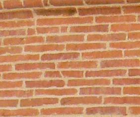 Mur en brique cuite dite foraine