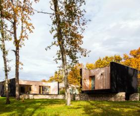 Maison neuve - À l'orée du bois