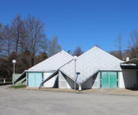 Adapter et valoriser une salle des fêtes 1975-2000 (2)