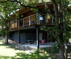 Maison neuve - Une maison à hauteur de feuillages