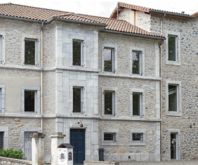 Équipement - Mairie et locaux associatifs